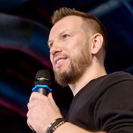 Дмитрий Буров 