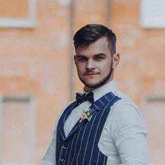 Антон Зиновьев